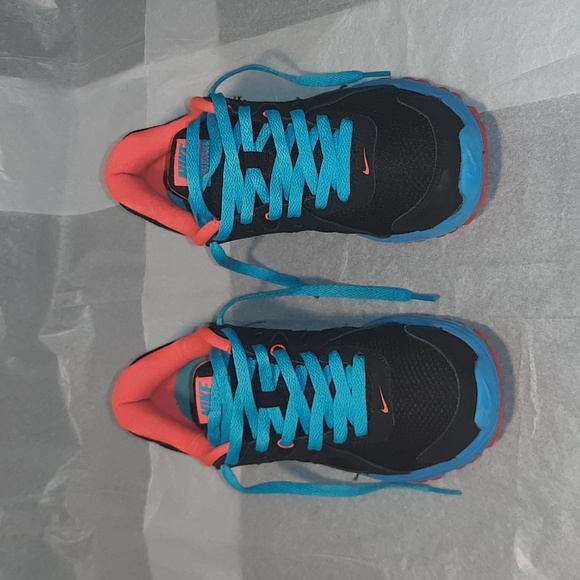 Nike Sneakers Women size 8. - Picture 2 of 8